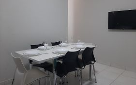 Apartamento Dois quartos Perto UNB